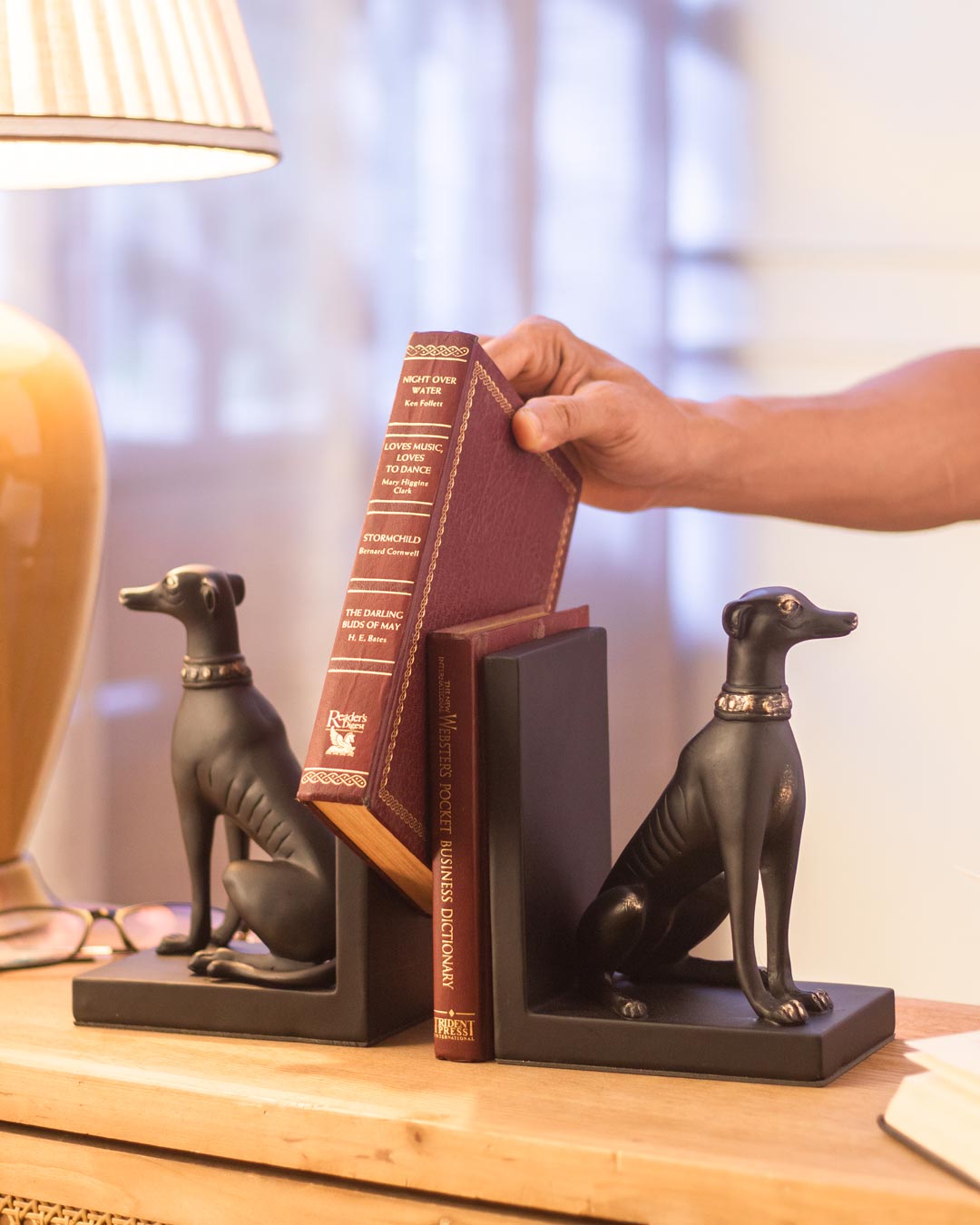 Avtoit | Guard Dog Bookend Set - Black
