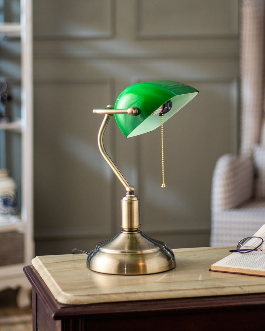 Avtoit | Classic Banker Lamp