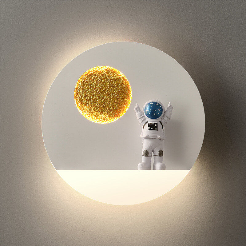 Avtoit | Contemporary Creative Iron Resin Round Astronaut LED Wall Light Lamp for Bedroom