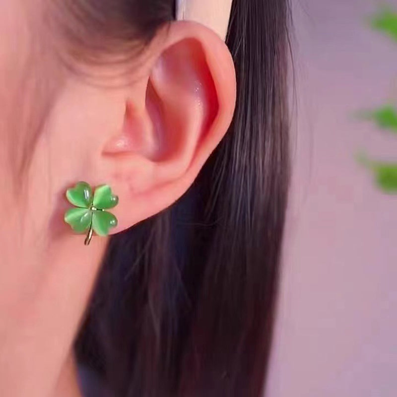 Avtoit | Heart-shaped Opal Lucky Four Leaf Clover Earrings