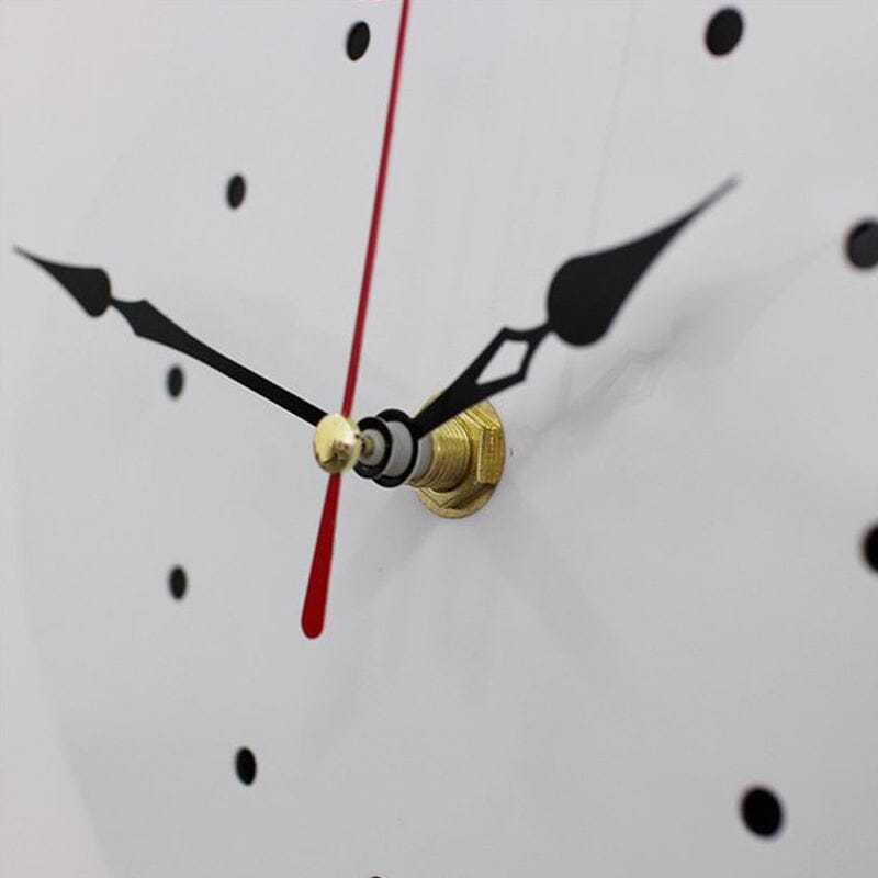 Avtoit | Nordic Cat Wobble-Tail Wall Clock