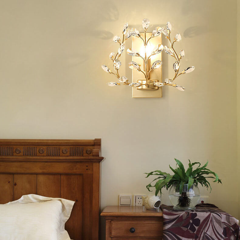 Avtoit | Luminis Wall Light | Luxury Crystal Design | Leaf Motif | 1-Bulb & Modern