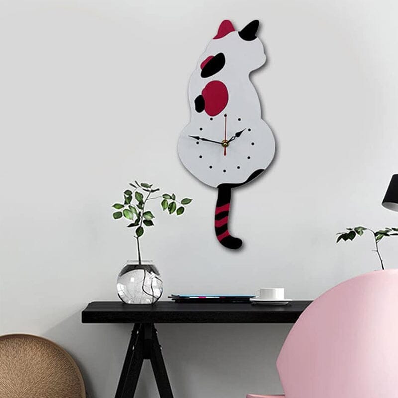 Avtoit | Nordic Cat Wobble-Tail Wall Clock