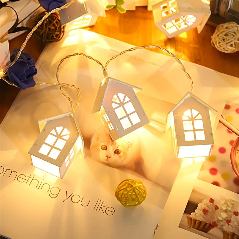 Avtoit | LED fairy lights with mini houses - Decorative Christmas lighting for indoor use
