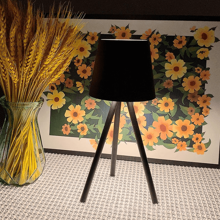 Avtoit | BrightNest - Contemporary Lamp with Flexible Stand