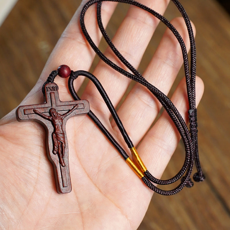 Avtoit | Jesus-Cross-Necklace made of Wood