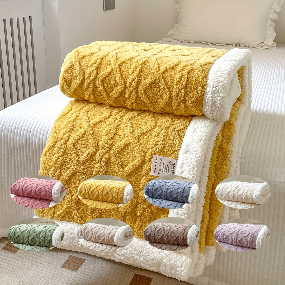 Avtoit | CozyNest - Reversible Fleece Blanket for Fall and Winter