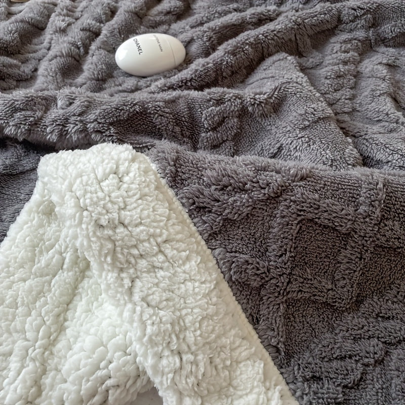 Avtoit | CozyNest - Reversible Fleece Blanket for Fall and Winter