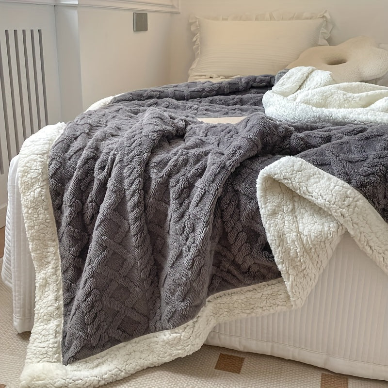 Avtoit | CozyNest - Reversible Fleece Blanket for Fall and Winter