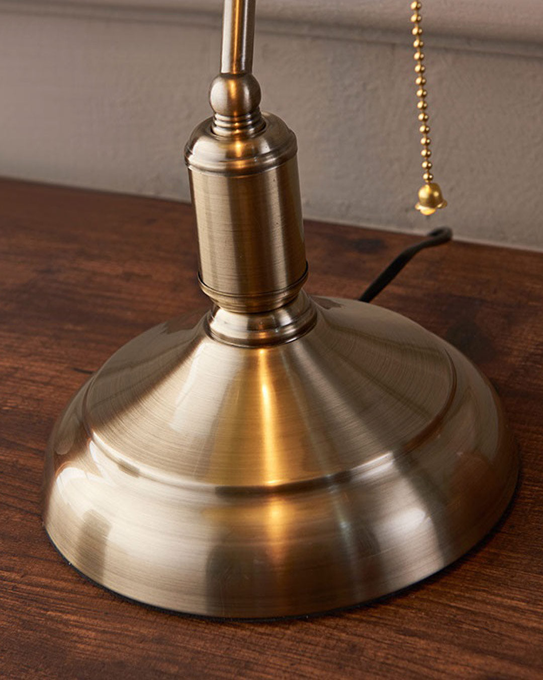 Avtoit | Classic Banker Lamp