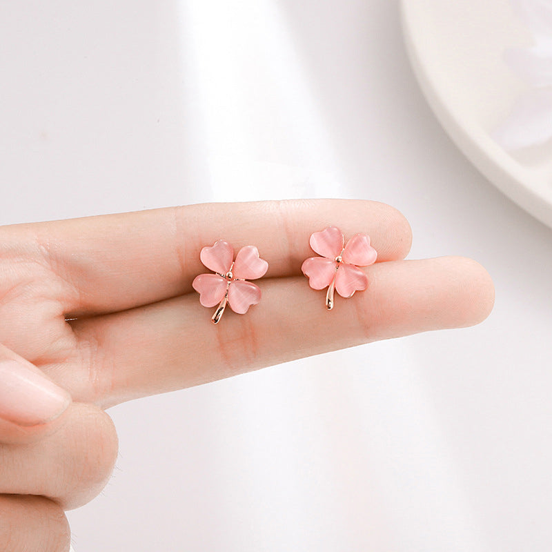 Avtoit | Heart-shaped Opal Lucky Four Leaf Clover Earrings