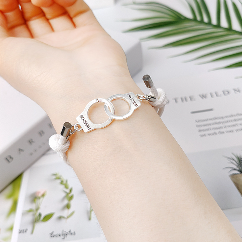 Avtoit | Handcuff Bracelet