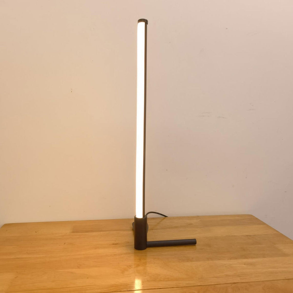 Avtoit | Luminix Bar LED Table Lamp | Minimalist Design | Night Light & Ambient Lighting | Modern & Decorative