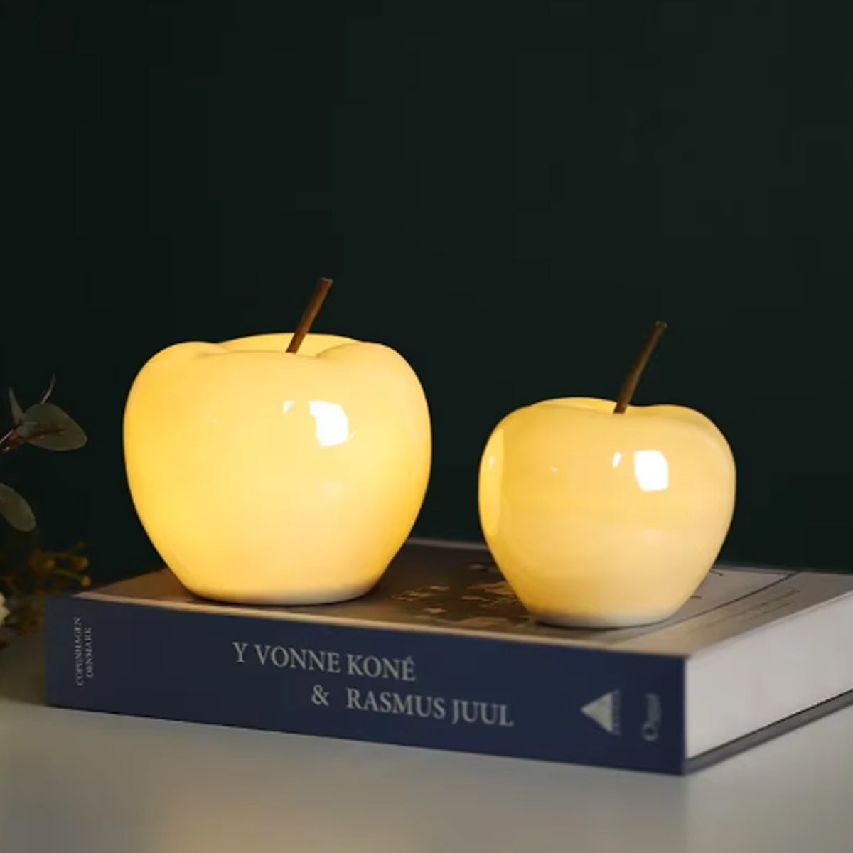 Avtoit | Apple Translucent Nightstand Lamp