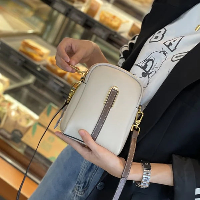Avtoit | Lightweight Mini Crossbody Bag for the Mobile Phone