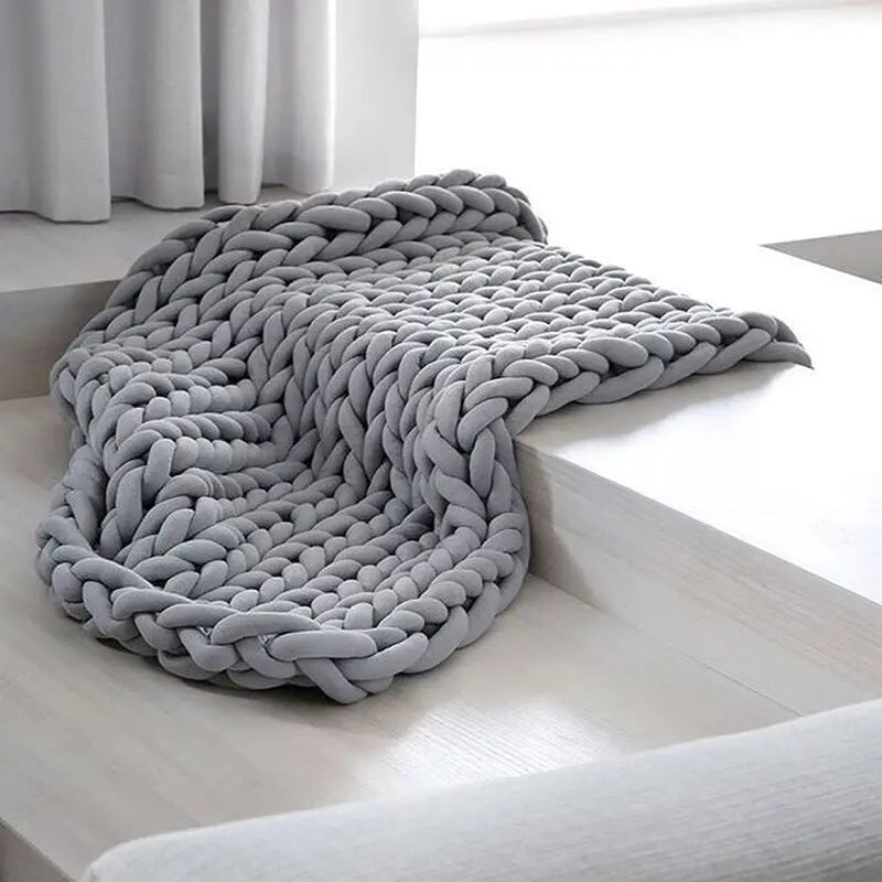 Avtoit | Chunky Knit Handmade Weighted Throw – Ultra-Cozy & Stylish Blanket