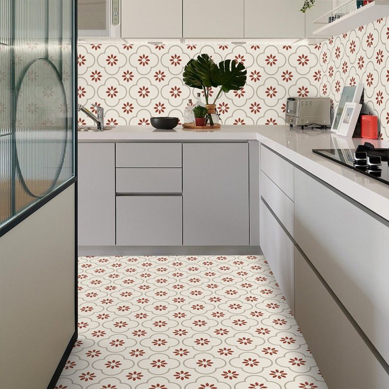 Avtoit | Peel & Stick Vinyl Floor Lightly patterned vinyl floor with straight edge