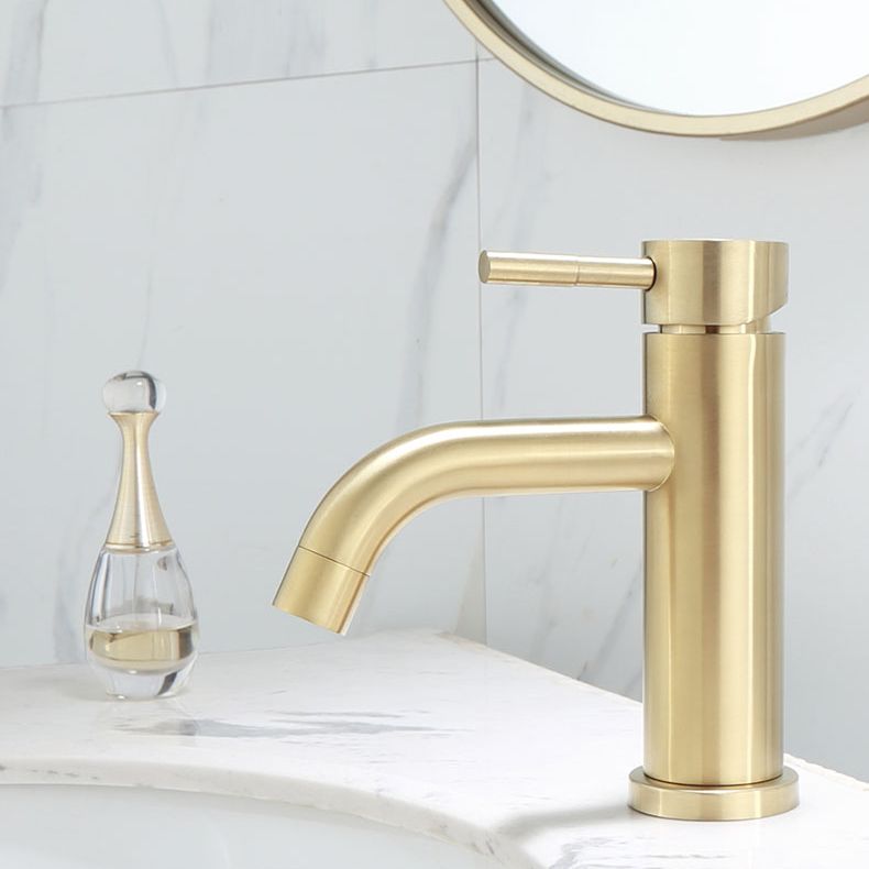 Avtoit | Deck Mounted Roman Tub Faucet Low Arc Tub Faucet Set in Gold