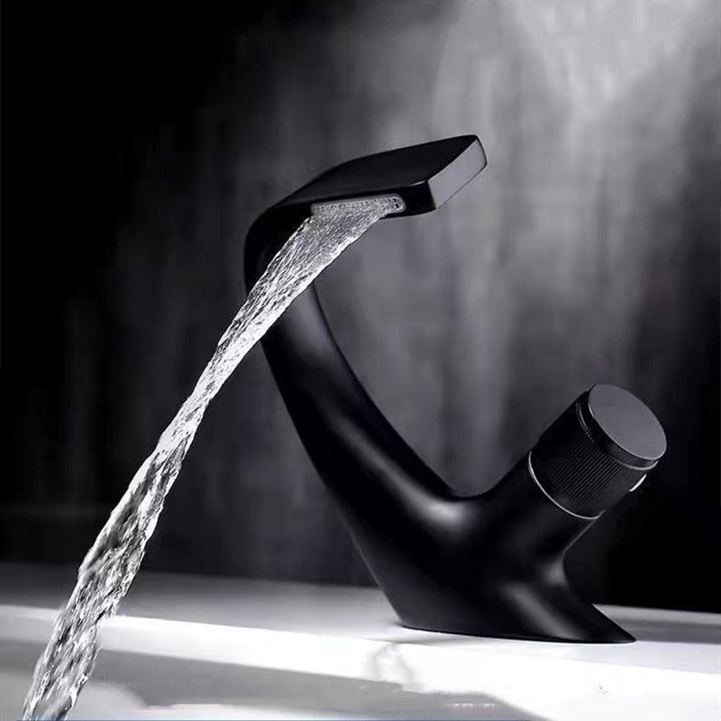 Avtoit | Modern Center Connection Faucets Single Lever Faucets with Waterfall Spout