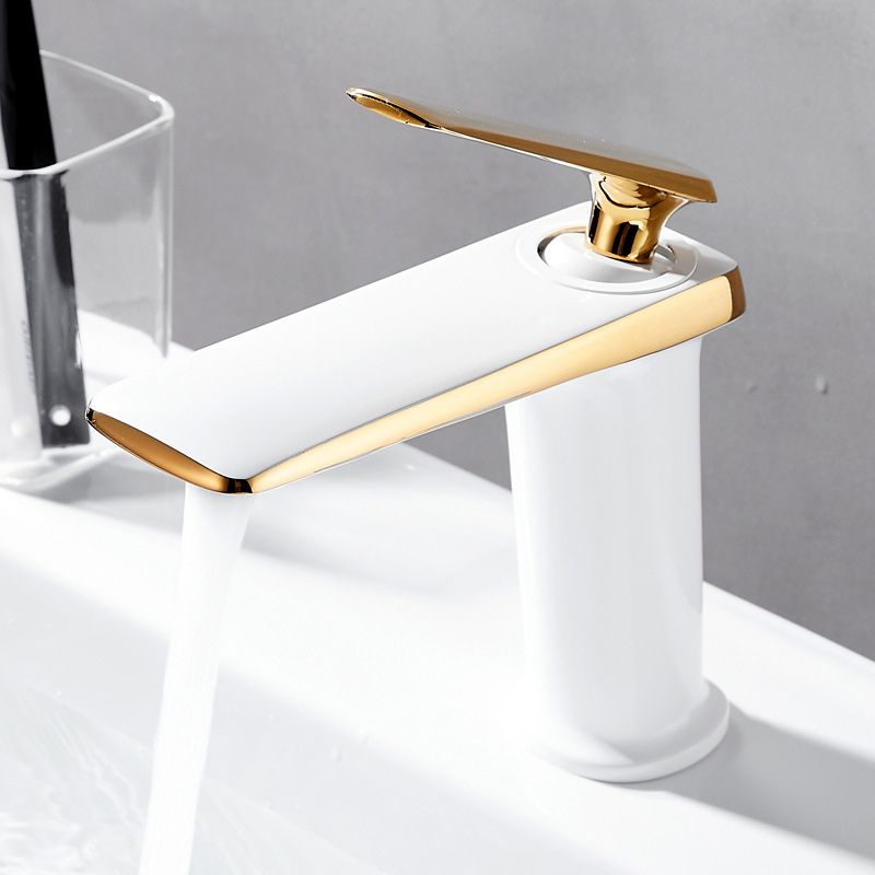 Avtoit | Single Hole Sink Faucet 6.69" H Modern Luxury Sink Faucet