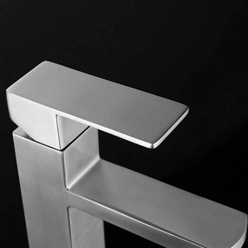 Avtoit | Basic sink faucet simple low arc metal centerset sink faucet for bathroom