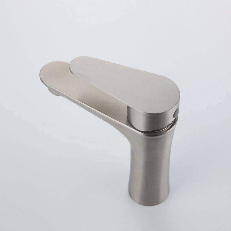 Avtoit | Round Single-Handle Bathroom Faucet Single Hole Sink Faucet in Chrome