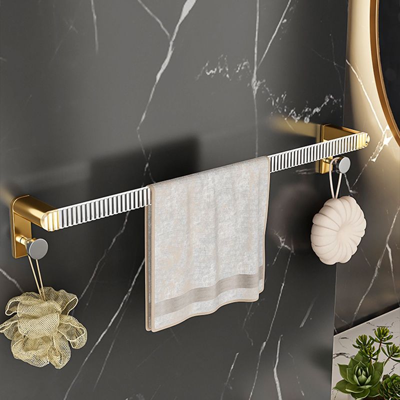 Avtoit | Metal and Acrylic Bathroom Accessory Set Transparent Bathroom Accessories