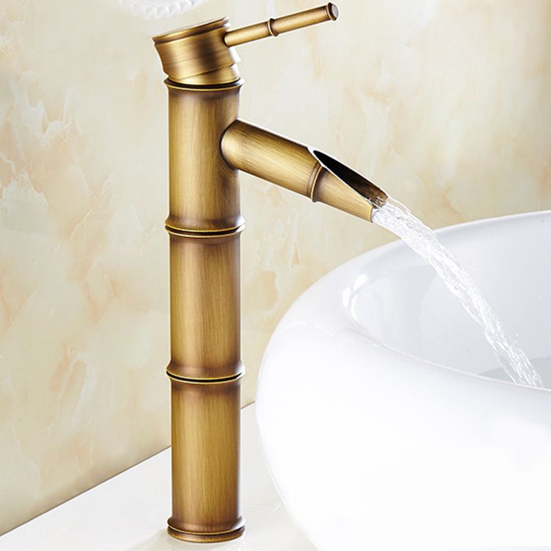 Avtoit | Country style single hole basin faucet with a lever handle