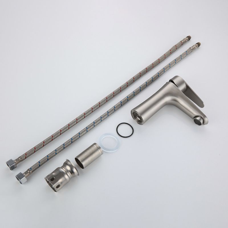 Avtoit | Round Single-Handle Bathroom Faucet Single Hole Sink Faucet in Chrome