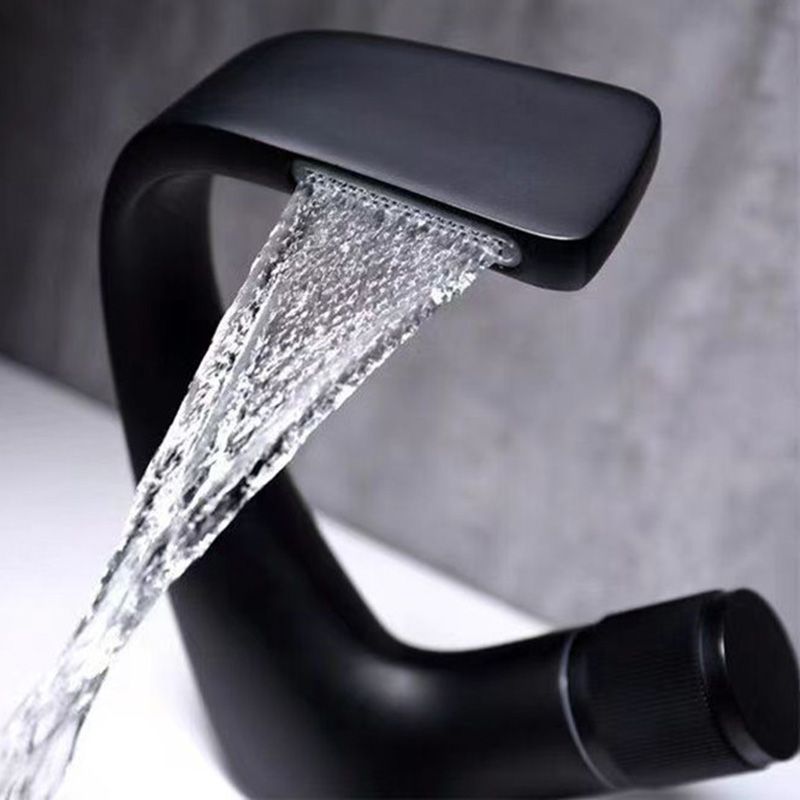 Avtoit | Modern Center Connection Faucets Single Lever Faucets with Waterfall Spout