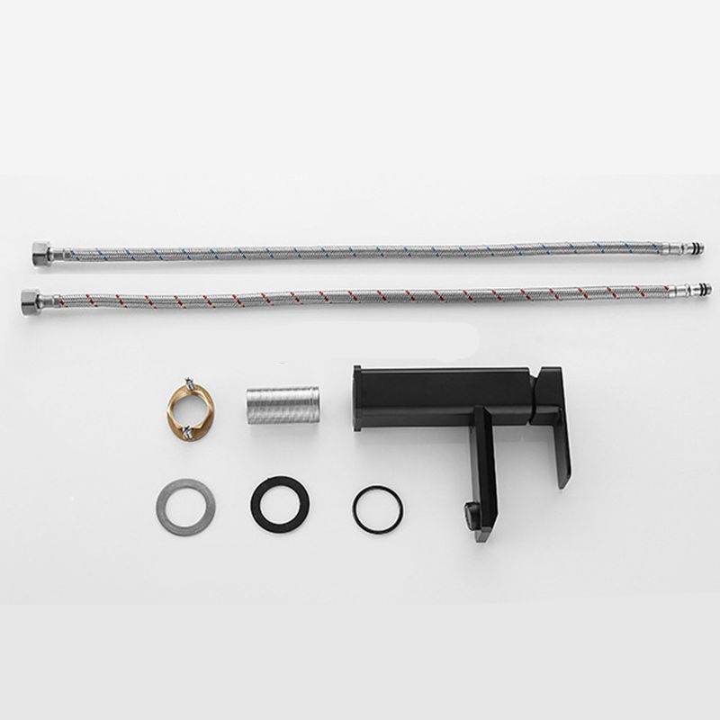 Avtoit | Single Hole Faucet 6.69" H Modern Low Arc Bathroom Faucet
