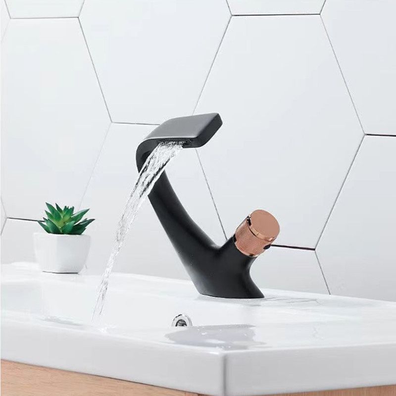 Avtoit | Modern Center Connection Faucets Single Lever Faucets with Waterfall Spout