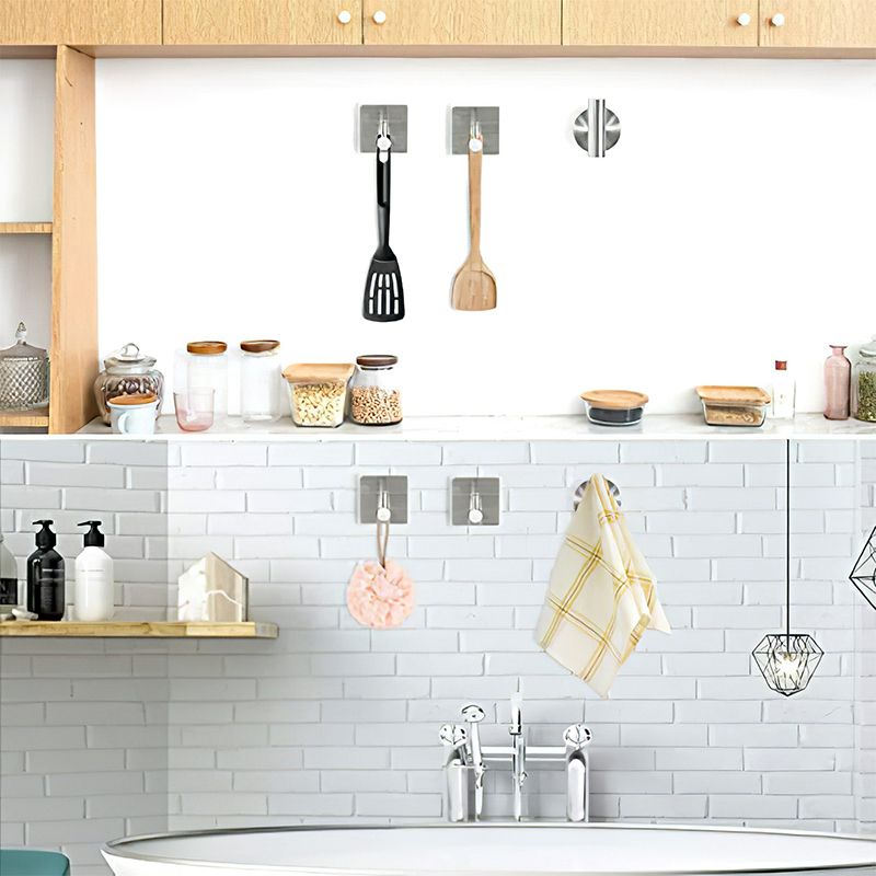 Avtoit | Metal Simple Bathroom Accessories as a Single Piece or in a Set in Silver
