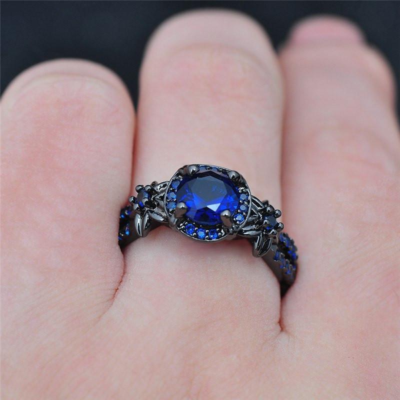 Avtoit | Vintage Black Sapphire Ring