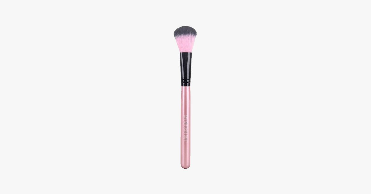 Avtoit | Blush Brush – Because rosy cheeks never go out of style