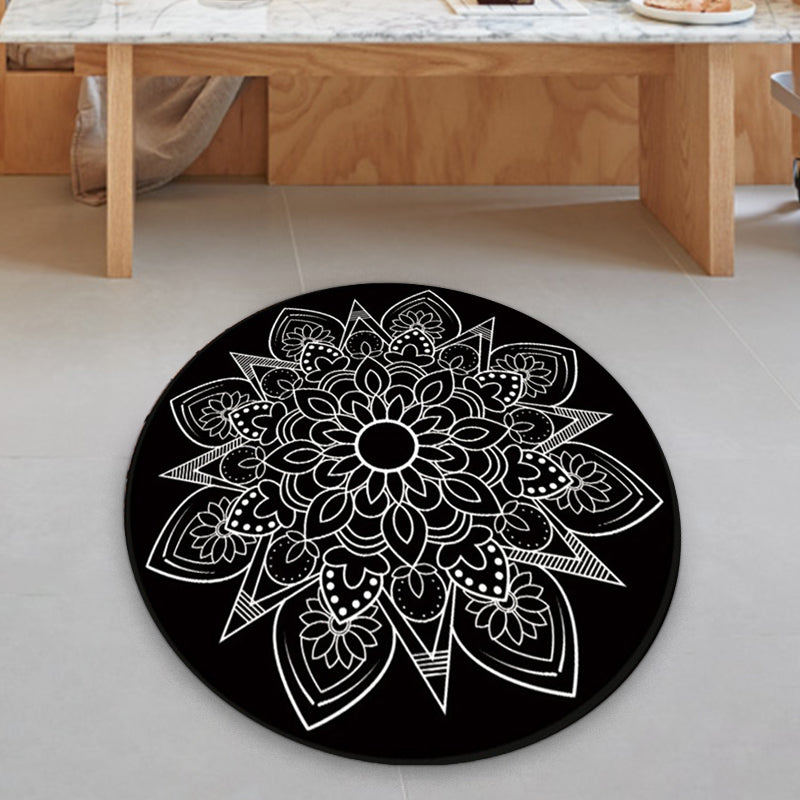 Avtoit | Tribal Medallion Rug Black and White Southwest Rug Polyester Washable Area Rug for Living Room