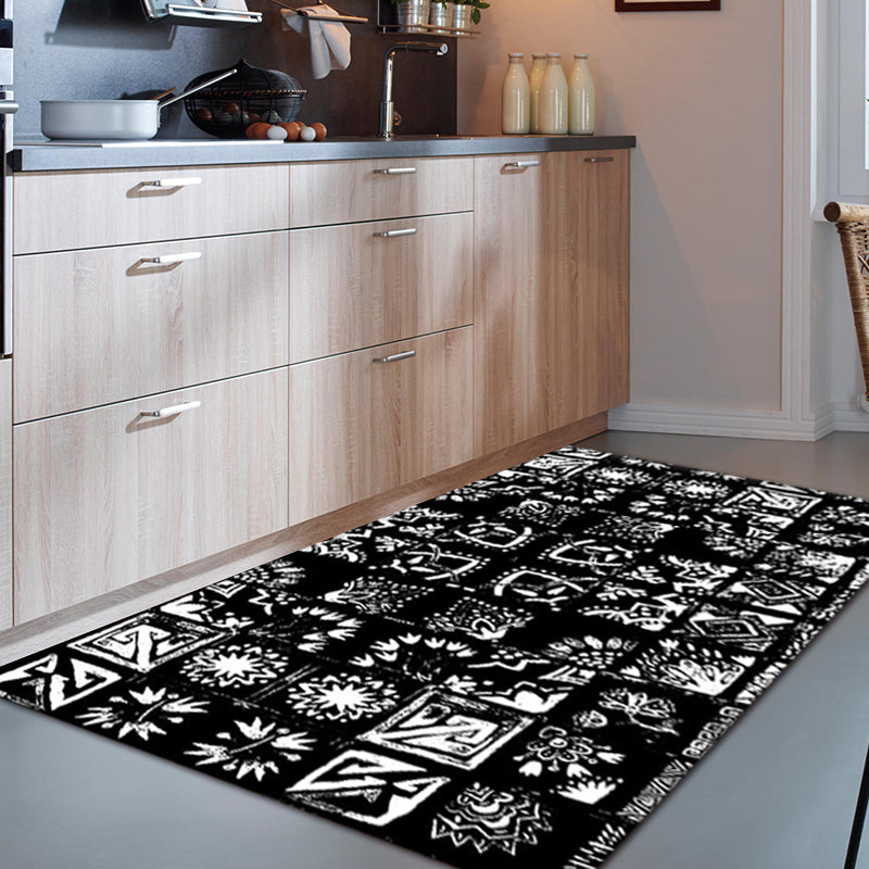 Avtoit | Oriental Flower Square Pattern Carpet in White Moroccan Carpet Polyester Non-Slip Back Carpet for Bedroom