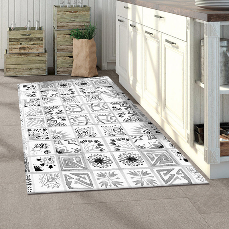 Avtoit | Oriental Flower Square Pattern Carpet in White Moroccan Carpet Polyester Non-Slip Back Carpet for Bedroom