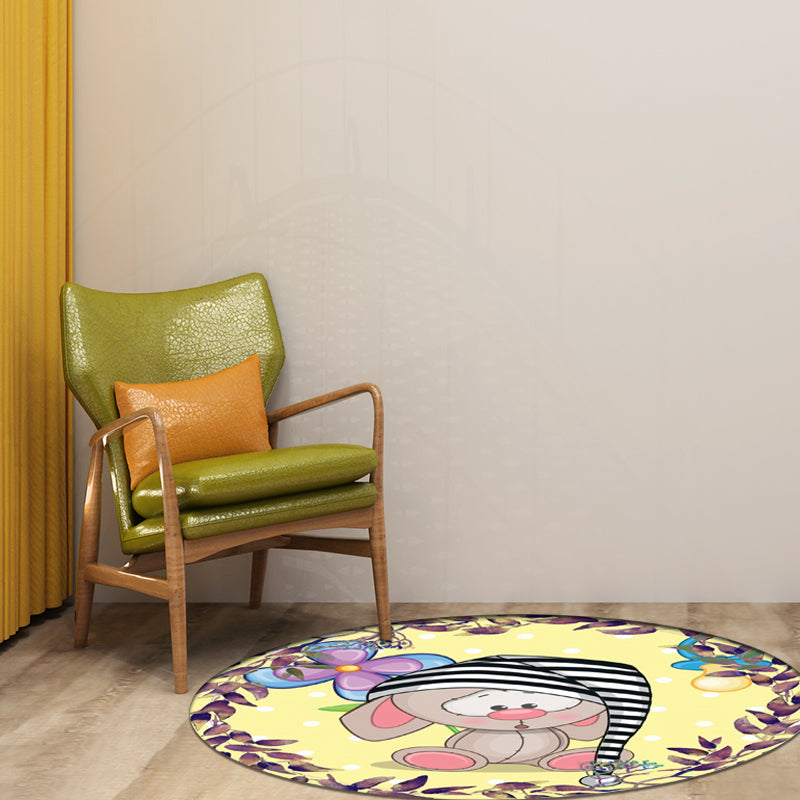 Avtoit | Beautiful cartoon mouse pattern carpet with flower and leaf pattern Yellow children's carpet Polyester Washable Non-slip area rug for the children's room