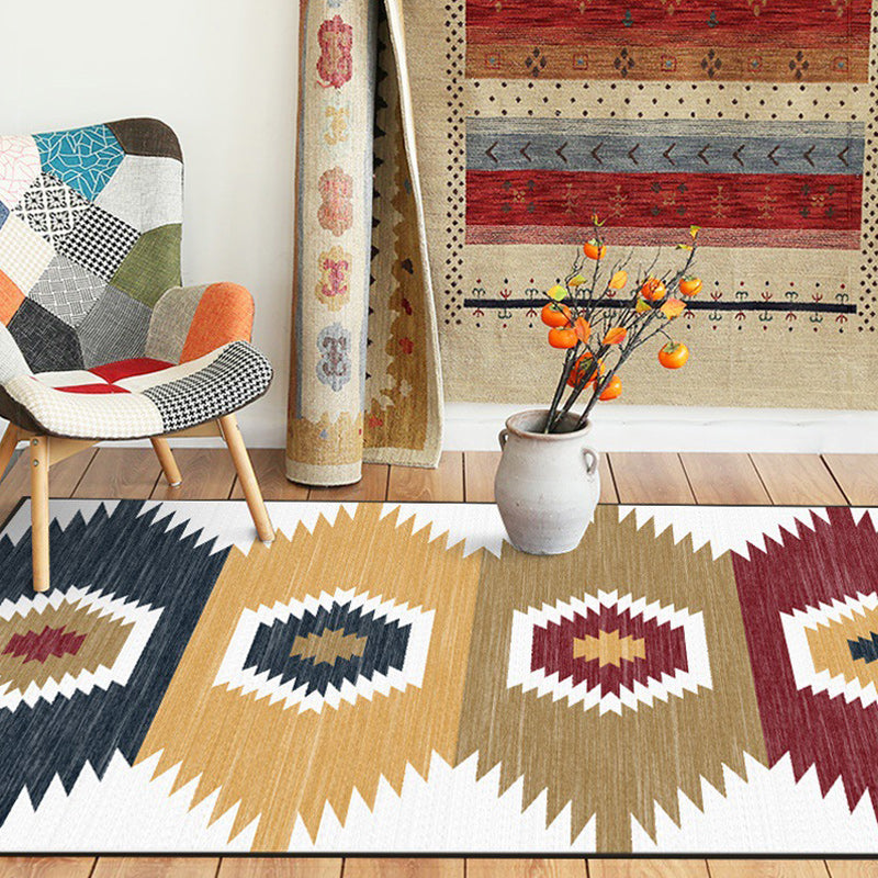 Avtoit | White and brown bedroom carpet with southwestern geometric pattern, area rug made of polyester with non-slip backing