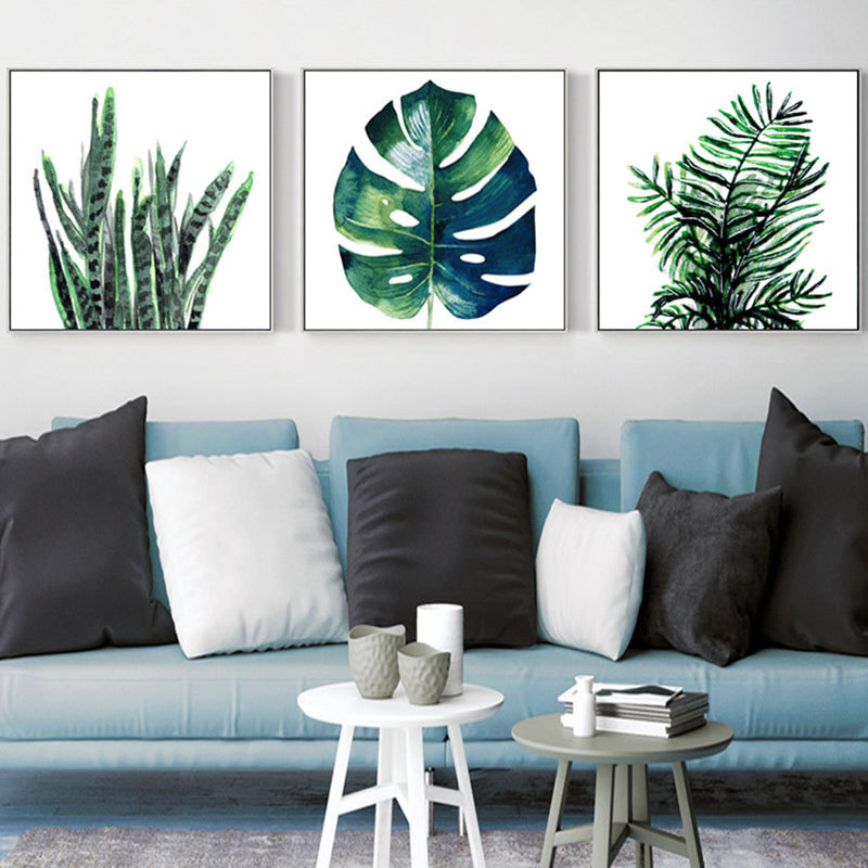 Avtoit | Stylish tropical leaf art print for bedroom Botanical wall decoration in green