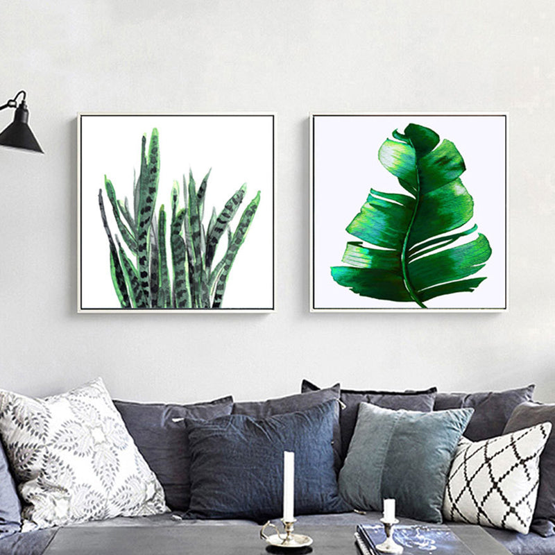 Avtoit | Stylish tropical leaf art print for bedroom Botanical wall decoration in green