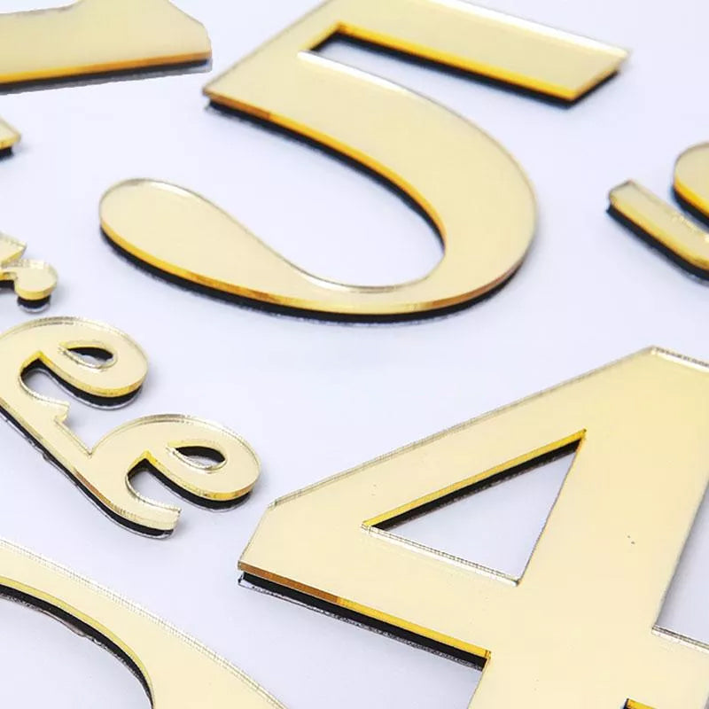 Avtoit | Modern DIY Screwless Wall Clock