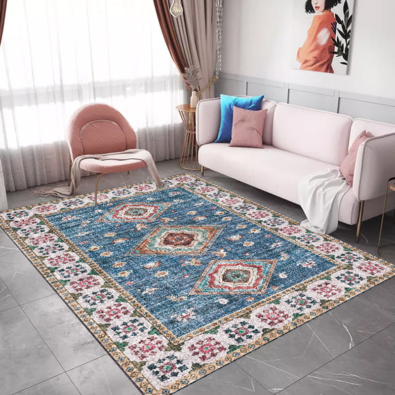 Avtoit | Pink Shabby Chic Carpet Polyester Tribal Floral Pattern Carpet Pet-Friendly Washable Non-Slip Back Carpet for Decoration