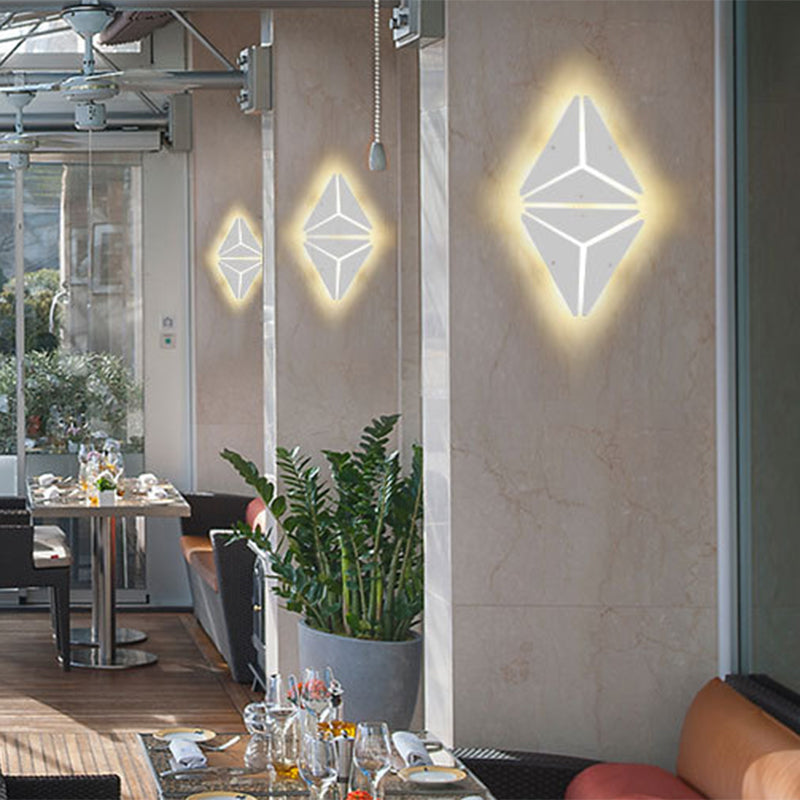 Avtoit | Simple Style Triangle Metal Wall Sconce Light Gold/Black/White LED Wall Light Fixture in Warm/White Light for Corridor