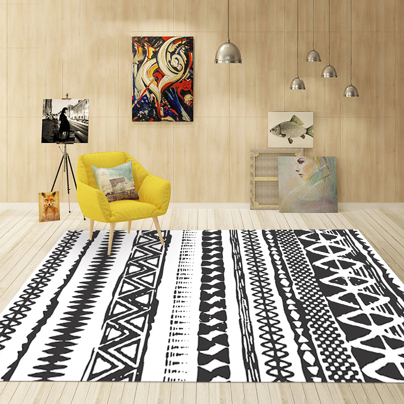 Avtoit | Americana Tribal Washable Rug Black and White Ethnic Geometric Rug for Living Room Stain-Resistant Polyester Rug