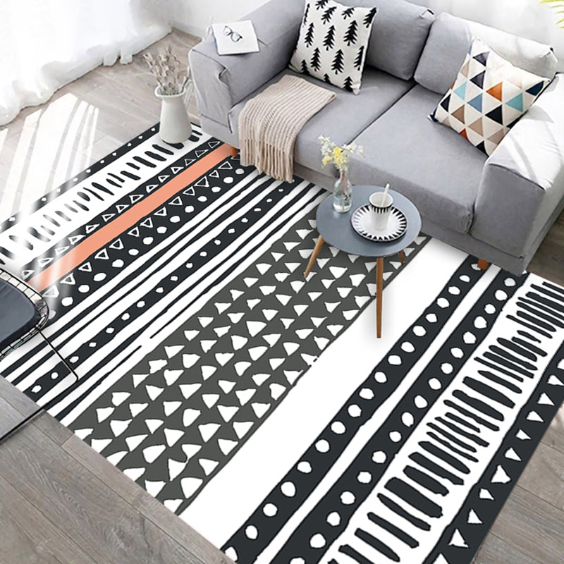 Avtoit | Black and white geometric rug with lines and triangles Southwestern pet-friendly area rug for the living room