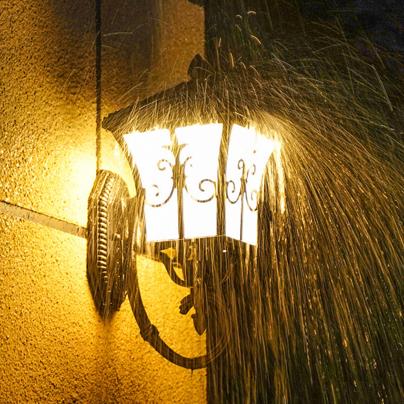 Avtoit | Frosted Glass Curved Lantern Wall Light Traditional Terrace Small/Large Solar LED Wall Lamp in Black/Brass