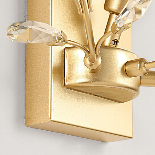 Avtoit | Luminis Wall Light | Luxury Crystal Design | Leaf Motif | 1-Bulb & Modern