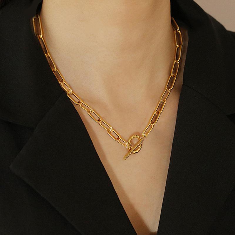 Avtoit | Thick Chain Closure Necklace